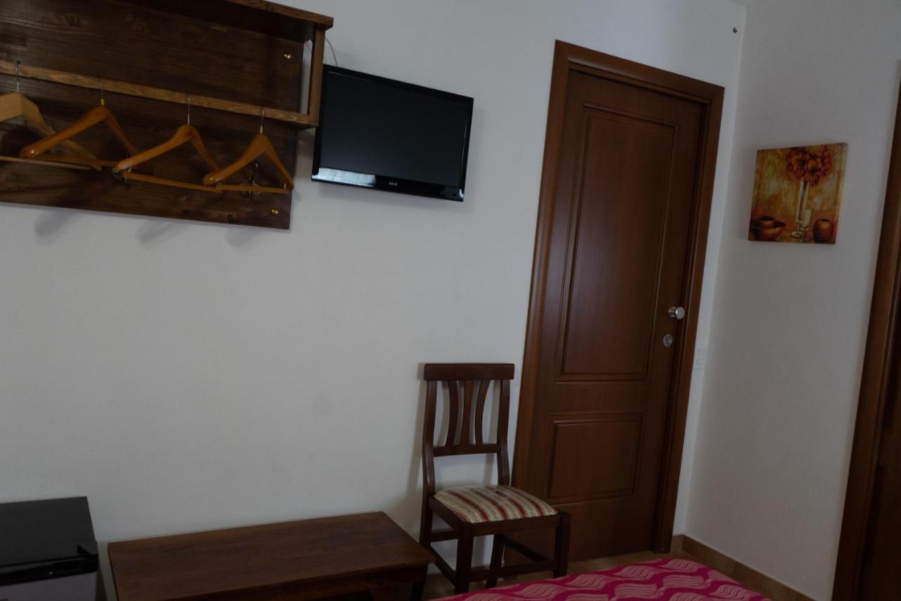 B&B 4 Stagioni Dattilo Kültér fotó