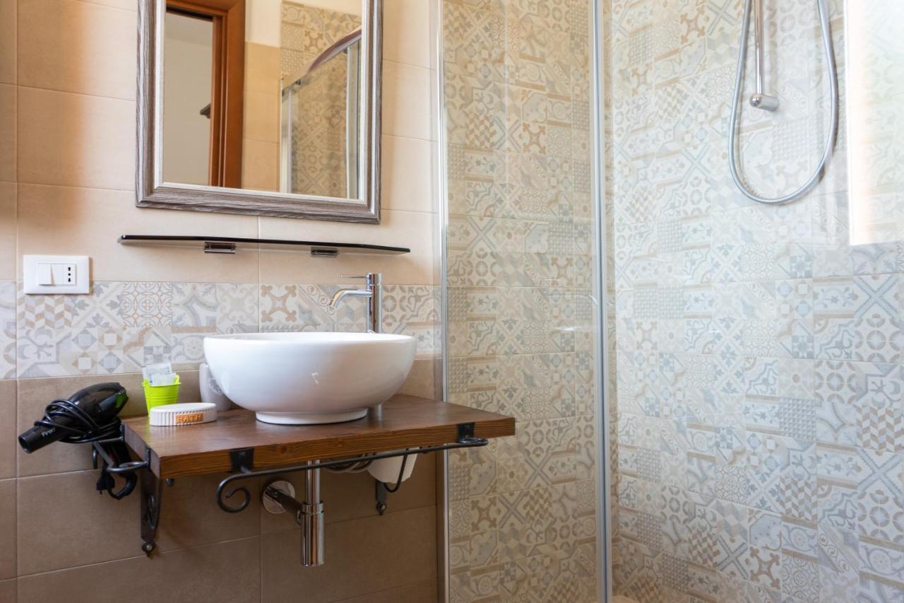 B&B 4 Stagioni Dattilo Kültér fotó