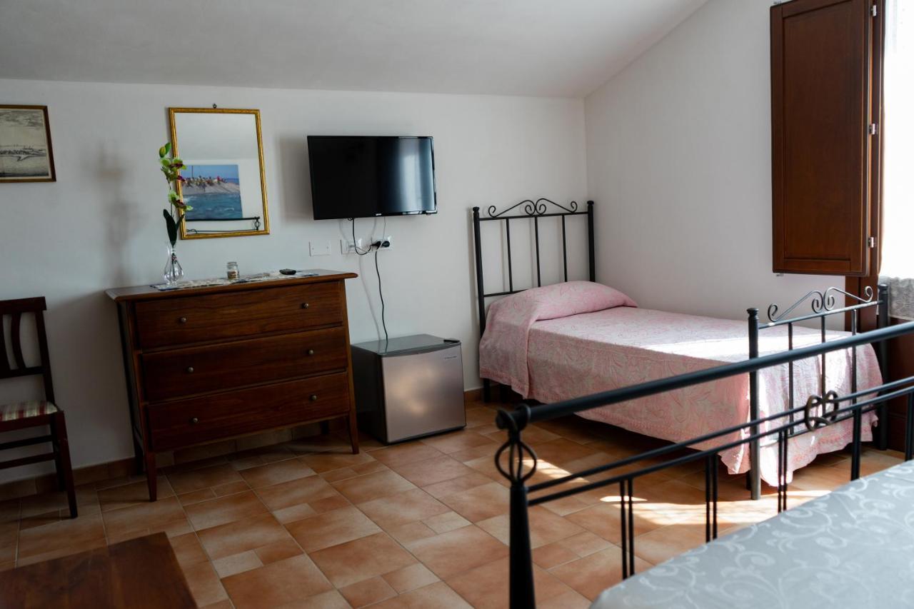 B&B 4 Stagioni Dattilo Kültér fotó